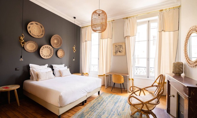 Bordeaux City Centre Cama Y Desayuno | Suite MASSAI MARA ideal para 4 personas