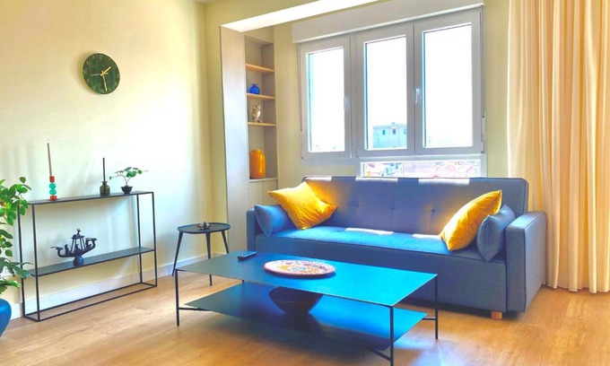 Gijon City Centre Apartamento | SUITE PLAYA GIJON CENTRO, apartamento nuevo, 5 huéspedes VUT-3622-AS