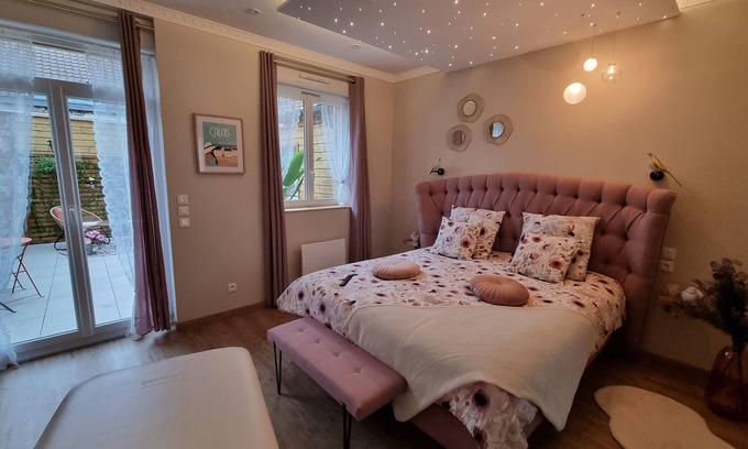 Calais Apartamento | Suite Romantique à 5 mn de la Plage " la Bulle Romantique "