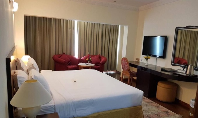 Al Rigga Casa | Suite Room Near AL Ghurair Mall by LB