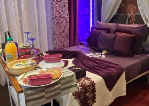 Beaucaire Cama Y Desayuno | SUITE spa accès autonome