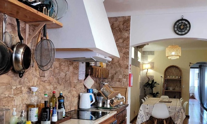 Porto Formoso Apartamento | Suite with garden view in guest house near Furnas & Moinhos Beach