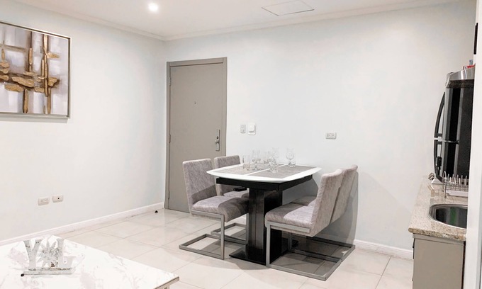 Las Penas Apartamento | Suite con vista al cerro Santa ana con GYM