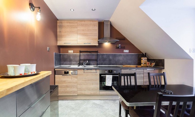 Chantilly Apartamento | Suites Appart: full flat: 1 kingsize/ 1 conv sofa