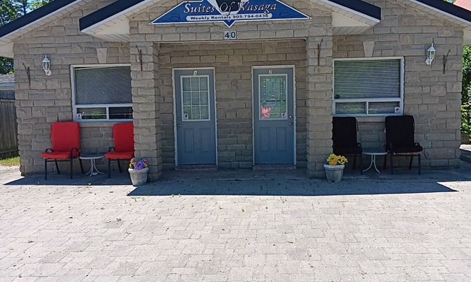 Wasaga Beach Casa | Suites of Wasaga 2 Whole Building