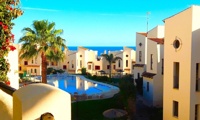 Bahia de Casares Apartamento | Suitur Bahía apartamento jacuzzi barbacoa