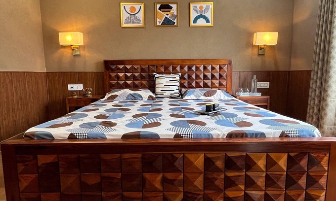 Sonepat Otro | Sukriti Farmhouse - a Luxury Stay