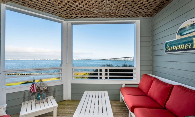 Manteo Condominio | Summer Breeze: Soundfront condo, dog friendly, community pool!
