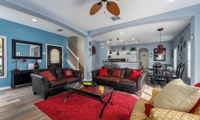 Four Corners Casa | Summer Haven on the Loop - Games Room, Private Pool & Spa