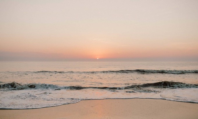 Surfman's Walk Casa | Summer Jam- 2 master getaway near East Beach- Sunday to Sunday rentals