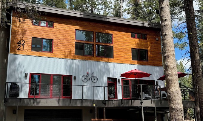 Serene Lakes Casa | Summer Lake / Ski House at Serene Lakes