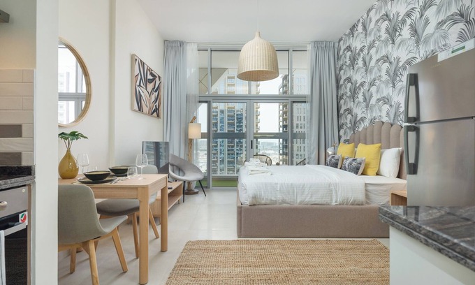 Dubai Apartamento | Summer Offer Lovely Studio Budget Friend