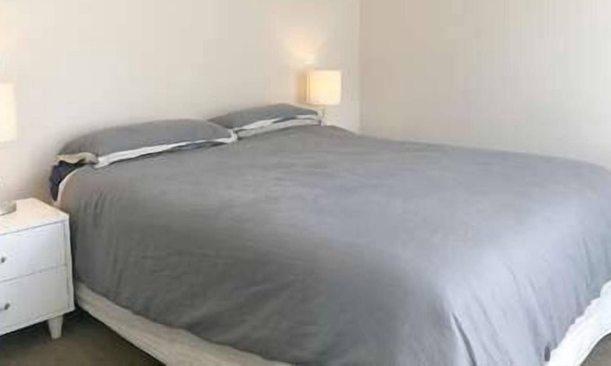 Queenscliff Apartamento | SAL DE VERANO - Un apartamento moderno en el corazón de la ciudad