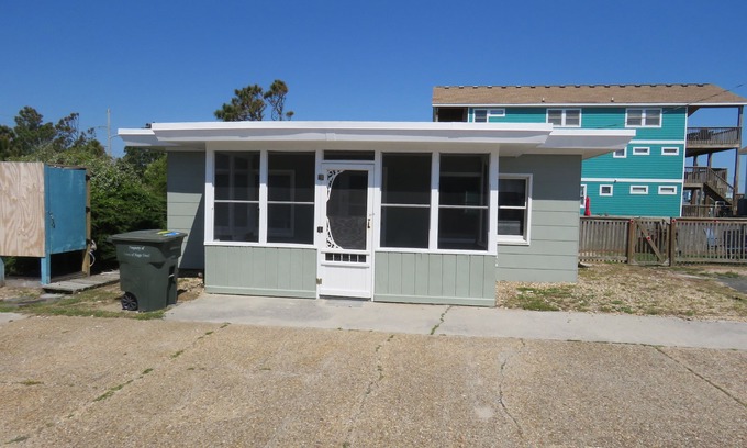 South Nags Head Casa | 8310 S Old Oregon Inlet Rd.- Justo enfrente del océano con acceso privado a la playa