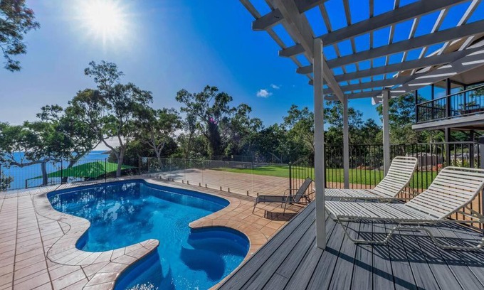 Hideaway Bay Casa | Summer Vibes