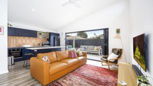 Ettalong Beach Casa | Summer Vibes Cabin Wifi