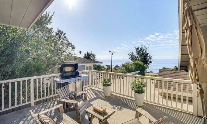 Santa Barbara Casa | Summerland Home w/ Beach Supplies: Walk to Beach!