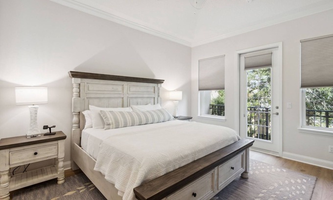 American Beach Casa | Summerwoods Gated Community: Golf Cart Included