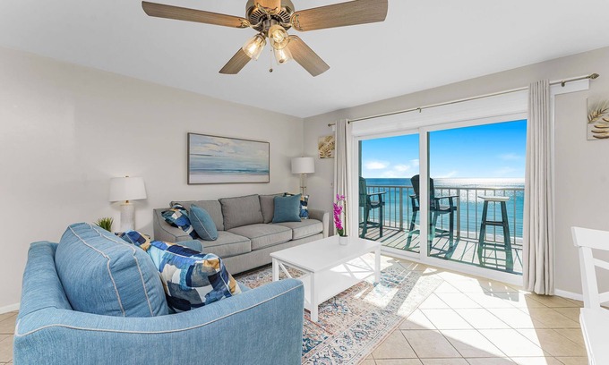 Upper Grand Lagoon Condominio | Summit 926 Gulf front, 1 Bedroom, 1/2 Bathrooms, Sleeps 6/ Beach Chairs Included