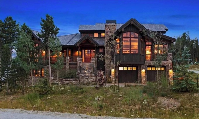 Timber Trail Casa | Summit Serenity: Pup-Friendly! Hot Tub, Private Shuttle, One Ski Hill Access