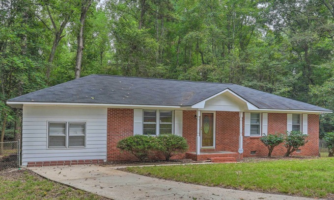 Oakland Casa | Sumter Ranch-Style Home in Scenic Location!