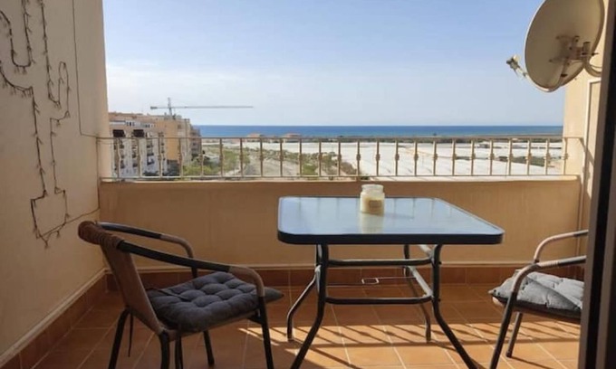 Aguadulce Apartamento | SUN BEACH AGUADULCE APARTMENT WITH PRIVATE PARKING tranquility and good weather