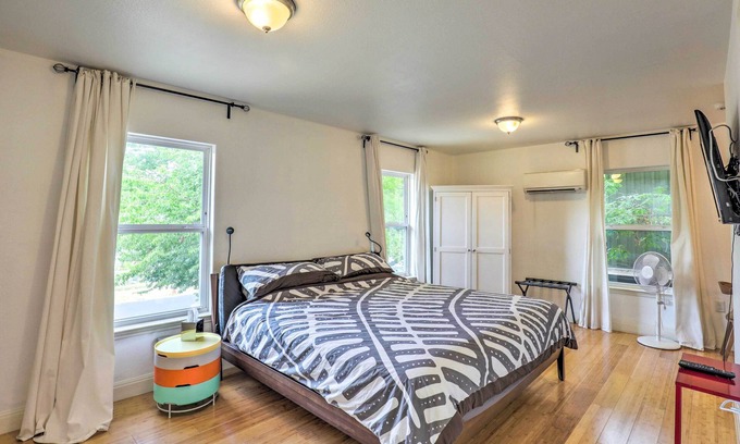Govalle Apartamento | Sun-Lit Studio ~ 2 Mi to Downtown Austin!