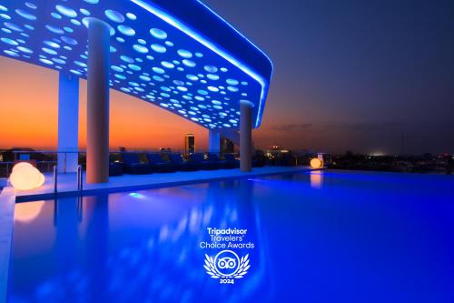 Daun Penh Hotel | SUN & MOON, Urban Hotel