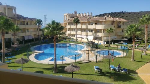 Puerto de la Duquesa Apartamento | Sun, Sand and a drink in my Hand