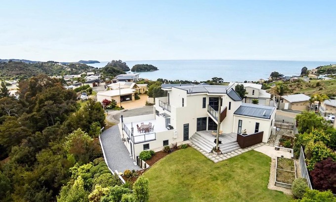 Kaiteriteri Casa | Sun, Sea, Sensational - Kaiteriteri Holiday Home