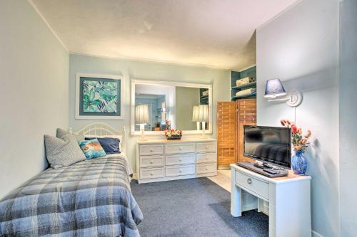 College Park Apartamento | Sun-Soaked Studio with Pool Access in Lake Worth!