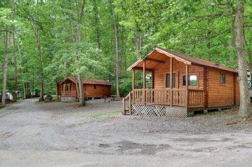 Narvon Otro | Sun Valley Campground Cottage 4
