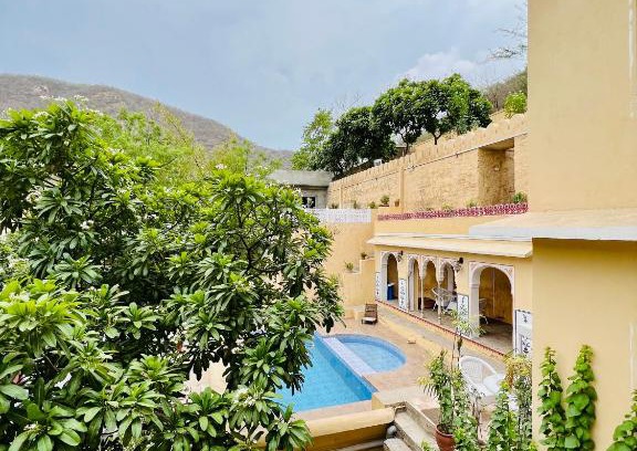 Jaipur Villa | Sunar Bagh An Exclusive 3 bedroom Mountain Castle