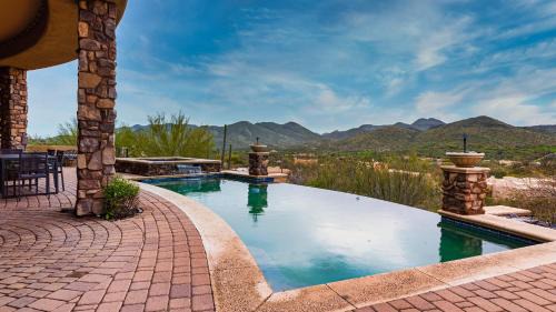 Cave Creek Casa | Sunbeam by AvantStay Elegant Private Desert Home w Infinity Pool Spa View