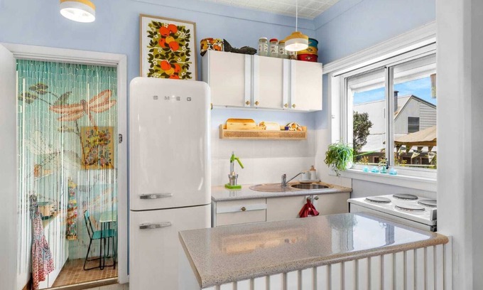 Erowal Bay Cabaña | Sundaze Shack with 3pm Checkout