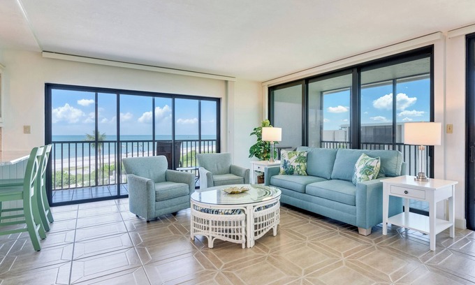 Sanibel Condominio | Reloj de sol de lujo de 2 dormitorios frente al mar F401 en el Golfo de México