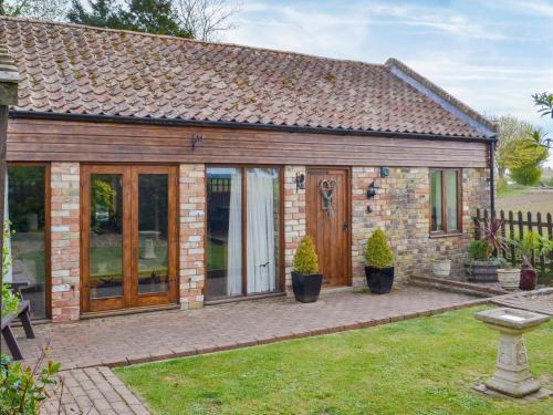 Alford Casa | Sunflower Holiday Cottage