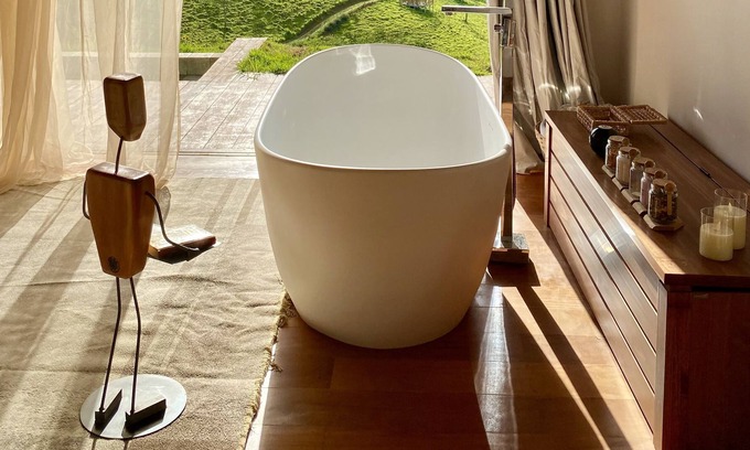 Goncalves Cabina | sunflower hut