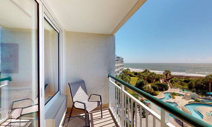 North Litchfield Beach Apartamento | Sunkissed Escape In The Heart Of Pawleys Island | Oceanfront Suite