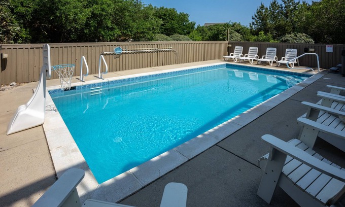 Duck Casa | Sunkissed OBX Luxury, 6 bedroom, Elevator, Pool, Hot tub in Duck. 10% PROMOTION