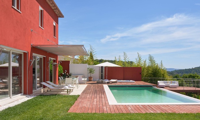 Peymeinade Villa | SunlightProperties: Splendid: Villa, 4 dormitorios / 3 baños, jacuzzi, piscina climatizada