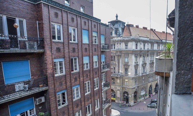 Erzsebetvaros Apartamento | ❤️ SUNLIT APT, 2 sep camas cerca de la sinagoga, AC + WIFI