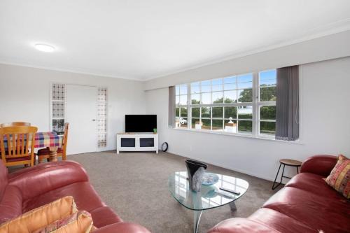 Greenlane - Ellerslie Casa | Sunlit Glow Spacious 5BR Home on Ladies Mile