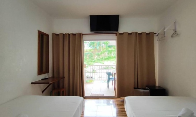 San Pedro Apartamento | Sunlit Stays in Puerto Princesa
