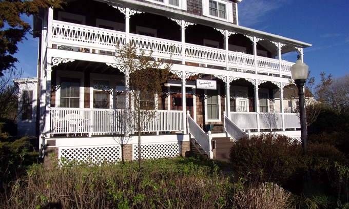 Cape May Point Condominio | Sunning First Floor Condo in Tranquil Cape May Point