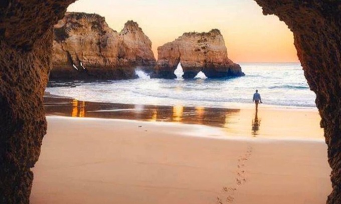 Mexilhoeira Grande Casa | Sunny Algarve Retreat in Mexilhoeira Grande