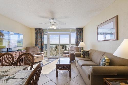 Myrtle Beach Apartamento | Sunny and Bright Oceanfront Condo in Atlantica Resort near Boardwalk
