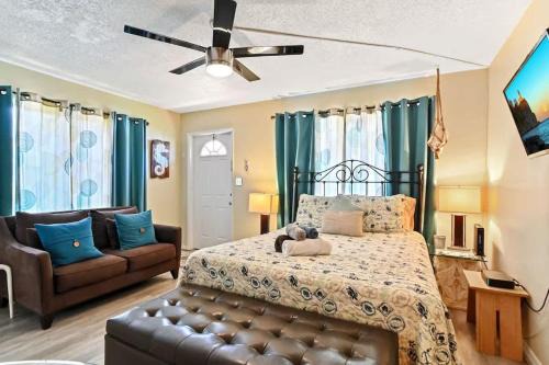 Deerfield Beach Casa | Sunny Beach Studio walk to beach