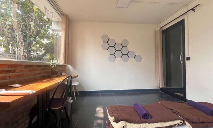 Chang Phueak Casa | Sunny Bedroom with AC in Prime Location - Peaceful Stay in Modern Thai House