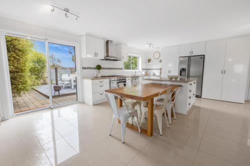 Paynesville Casa | Sunny Cove